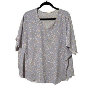SPIN Lavender Cheetah Leopard‎ Short Sleeve Blouse Shirt